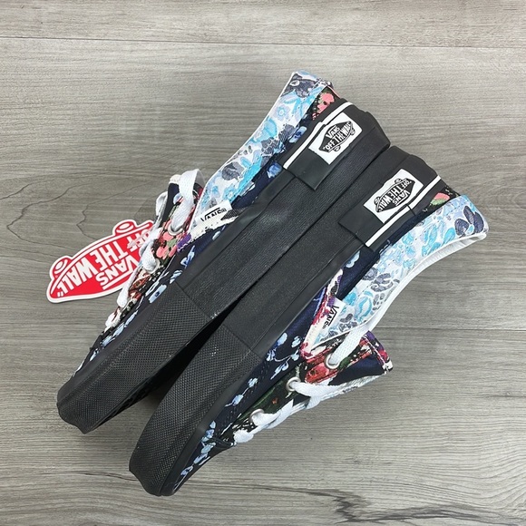 VANS - FLORAL SLIP’ONS - Picture 7 of 9